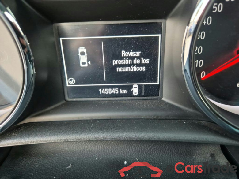 OPEL Astra / 2019 / 5P / berlina con portón 1.2T SHL 81kW (110CV) Design & Tech #5