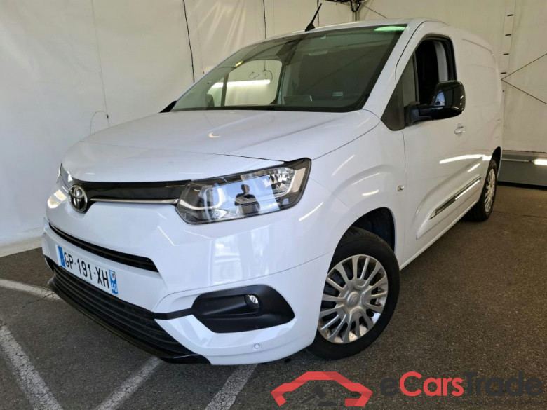 TOYOTA Proace City / 2019 / 4P / Fourgonnette 1.5 Medium 100 D-4D Business #1