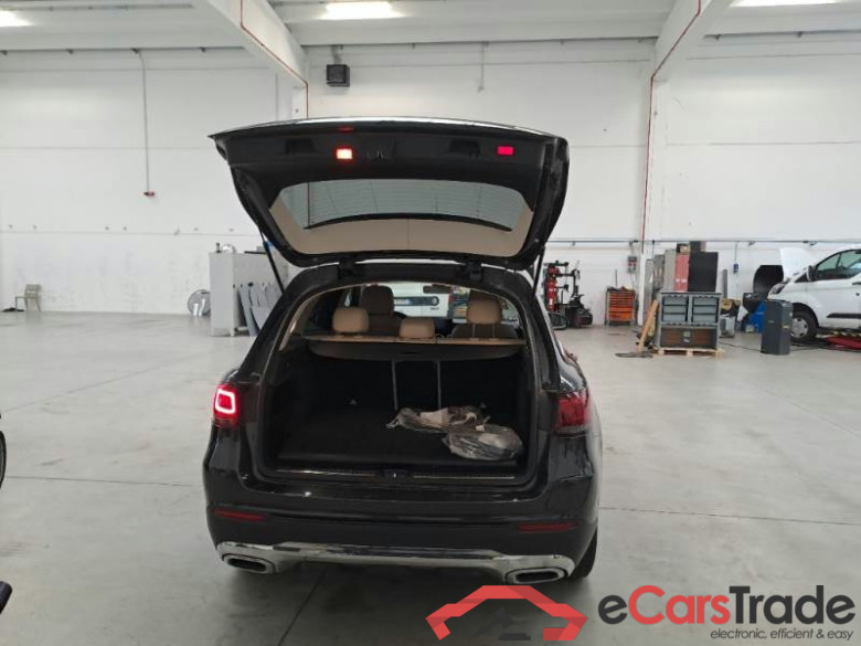 MERCEDES-BENZ GLC / 2019 / 5P / SUV 300 E 4MATIC EQ-POWER BUSIN. EXTRA AUT #5