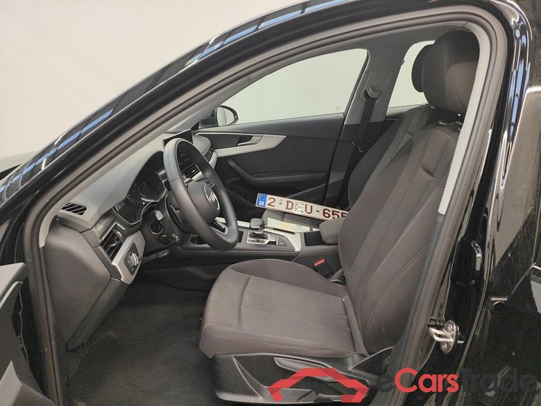 Audi A4 Avant 2.0 35 TFSi 110kW S tronic S line Busine 5d #3
