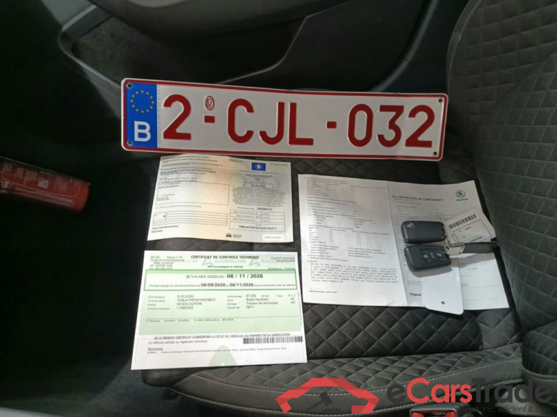 Skoda Superb Combi 2.0 CRTDI 110kW DSG7 Clever 5d #4