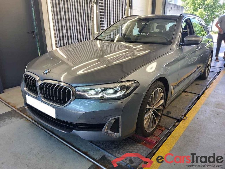 BMW 5 Touring (G31)(2017->) DE - Kb5 520 i Mild-Hybrid EU6d, Luxury Line OPF, (Facelift) 2020 - 2024 #1