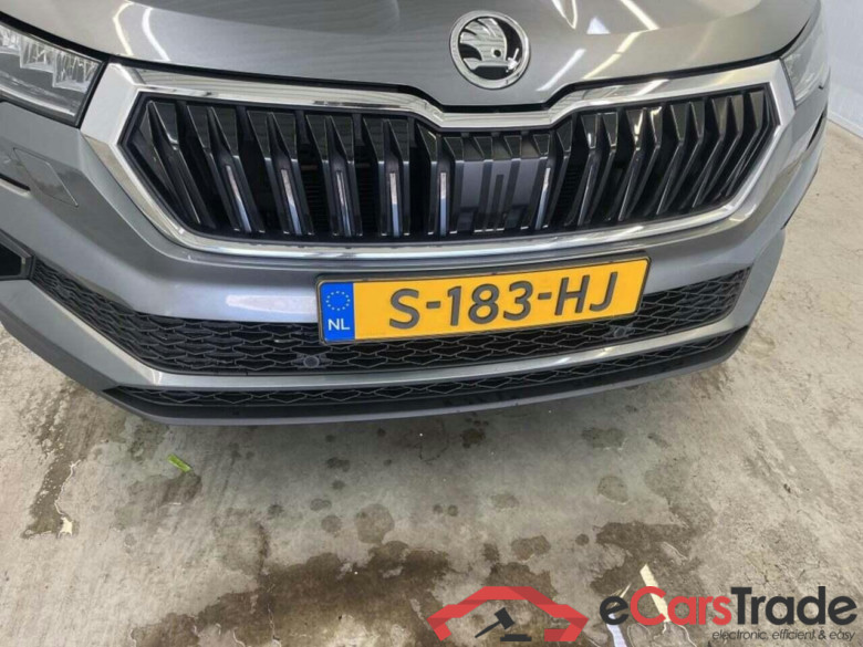 SKODA Karoq 1.5 TSI ACT Bus. Ed. #4