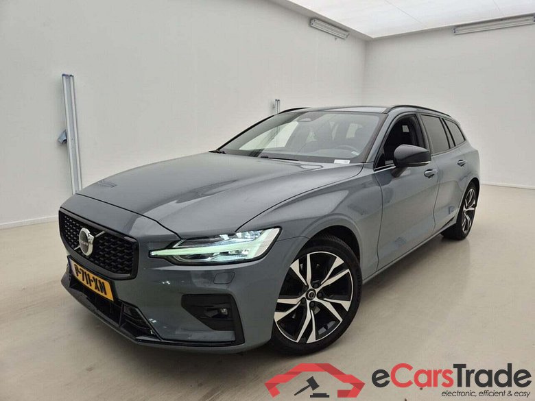 VOLVO V60 2.0 B4 Plus Dark
