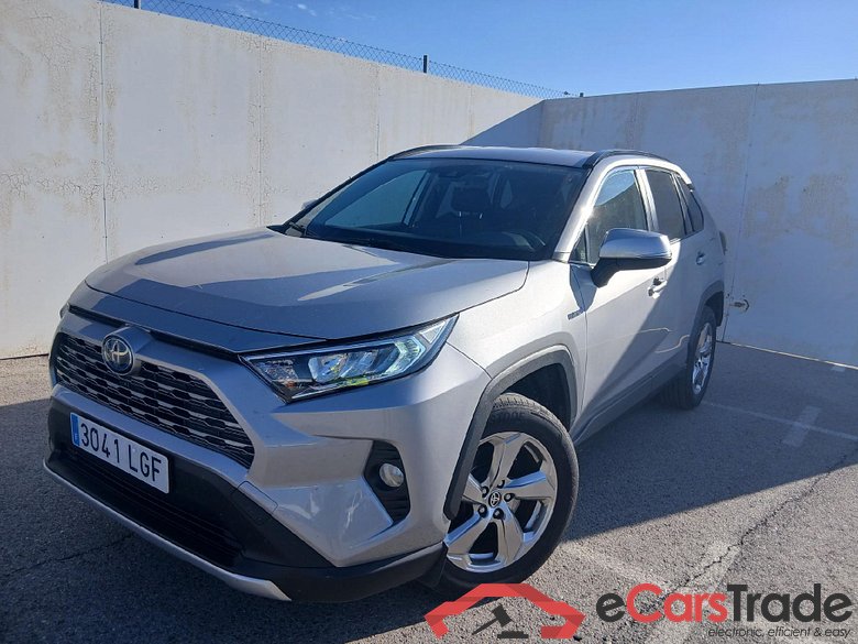 TOYOTA Rav4 / 2018 / 5P / todoterreno 2.5l 220H Advance