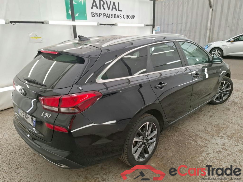 HYUNDAI i30 Sport Wagon / 2020 / 5P / Break 1.0 T-GDI 120 DCT-7 MHEV CREATIVE SW #3