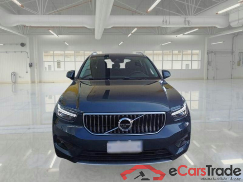 VOLVO XC40 / 2017 / 5P / SUV T4 PLUG-IN HYBRID AUTO RECH INSCRIP EXPR #6