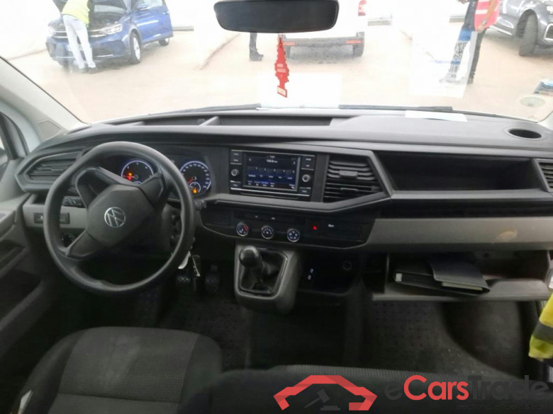 VOLKSWAGEN Transporter / 2019 / 4P / Fourgon tôlé 2.0 TDi 150 L2H1 Business Line #5