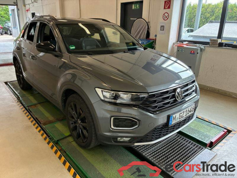 Volkswagen T-Roc (A11)(09.2017->2021) DE - SUV5 1.5 TSI EU6d, Sport OPF, 2020 - 2022 #2