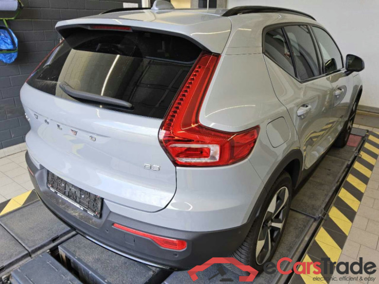 Volvo XC40 (2017->) DE - SUV5 B3 2WD EU6e, Plus Dark, (Facelift) 2024 - 2026 #3