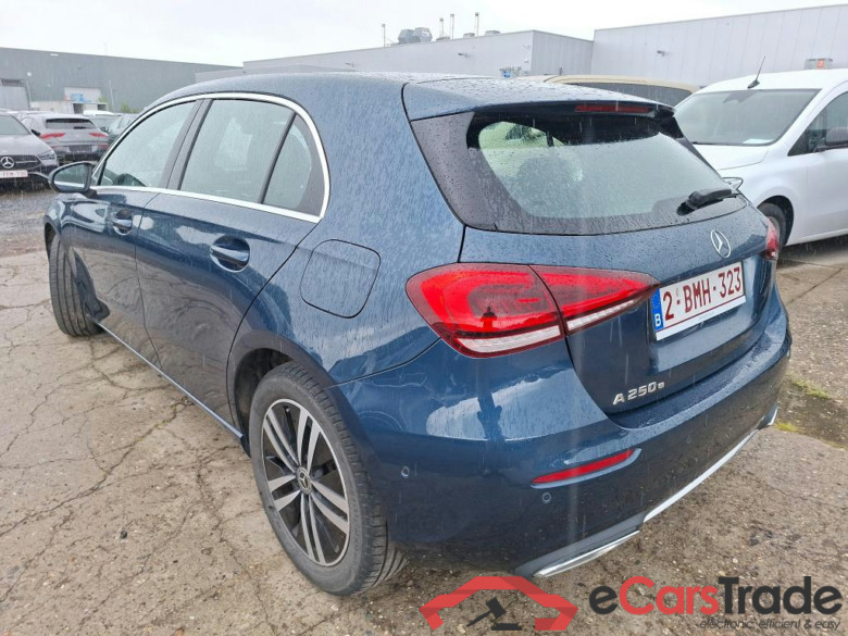 MERCEDES-BENZ A-CLASS 1.3 A 250 E DCT BUSINESS SOLUTION #3
