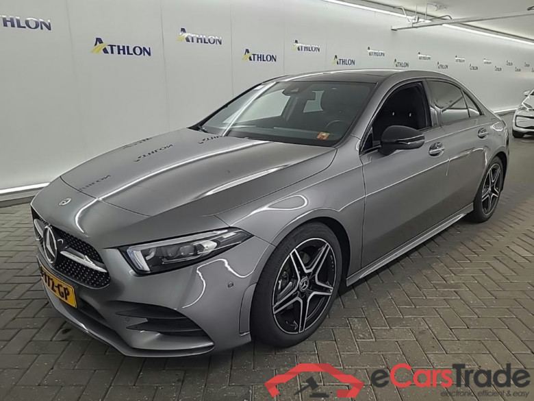 MERCEDES-BENZ A-Klasse Limousine A 200 7G-DCT Business Solution AMG 4D 120kW