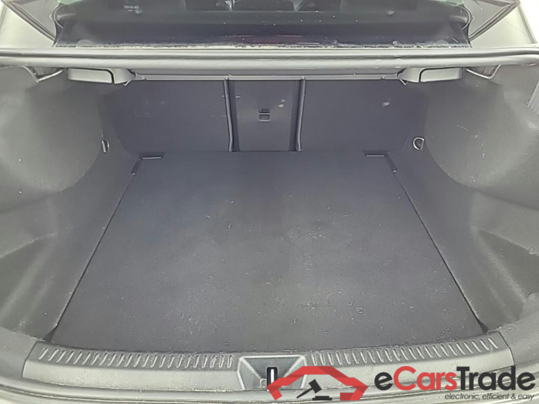 MERCEDES-BENZ A-Klasse Limousine A 200 7G-DCT Business Solution AMG 4D 120kW #5