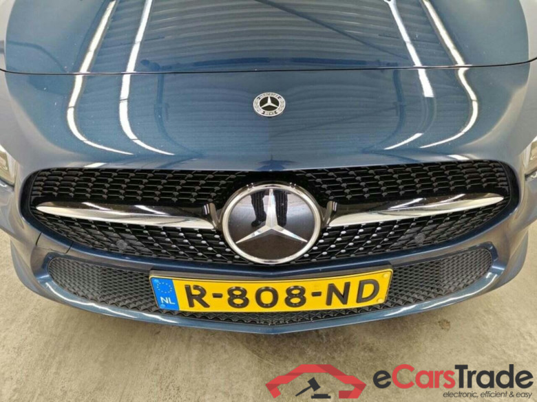 MERCEDES-BENZ A-klasse 180 Premium Plus #4