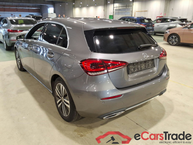 Mercedes A 180d Progressive Aut. LED Widescreen Ambient Navi Sport-Leather KeylessGo Camera Klima PDC ... #4