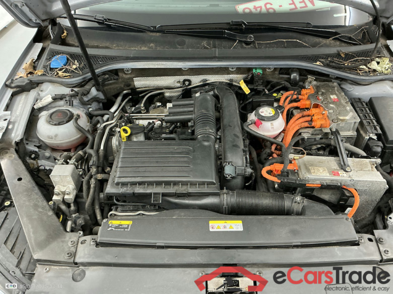 VOLKSWAGEN PASSAT 1.4 TSI GTE BUSINESS DSG #6