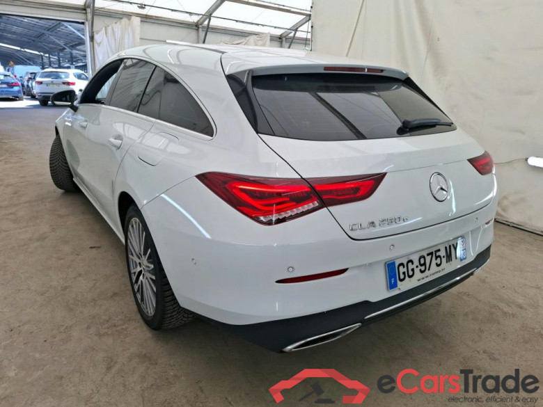 MERCEDES-BENZ CLA Shooting Brake / 2019 / 5P / Break CLA 250 e Business Line #2
