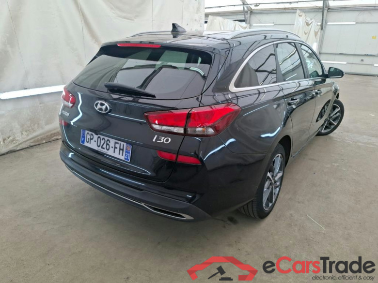 HYUNDAI i30 Sport Wagon / 2020 / 5P / Break 1.0 T-GDI 120 DCT-7 MHEV CREATIVE SW #3