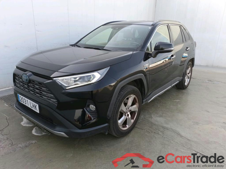 TOYOTA Rav4 / 2018 / 5P / todoterreno 2.5l 220H Luxury
