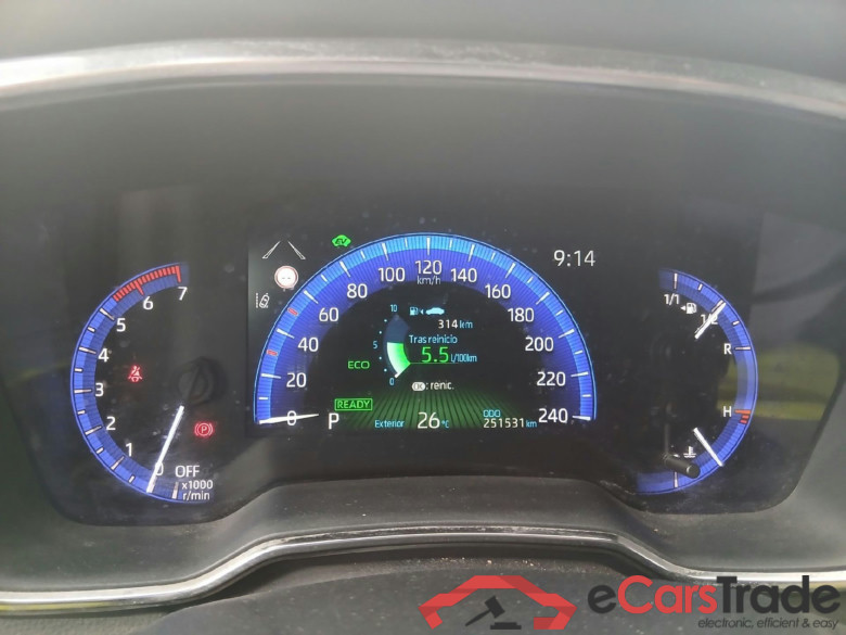 TOYOTA Corolla / 2019 / 5P / familiar 1.8 125H STYLE E-CVT TOURING SPORT #4