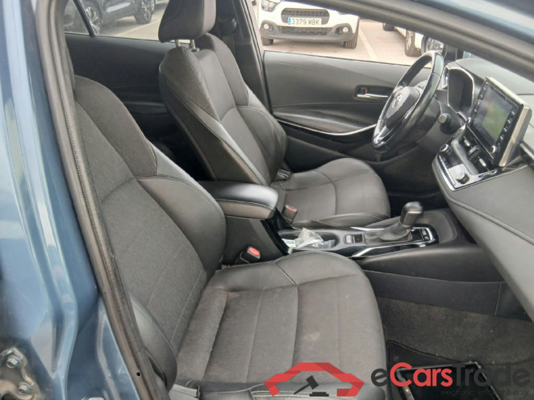 TOYOTA Corolla / 2019 / 5P / familiar 1.8 125H STYLE E-CVT TOURING SPORT #6
