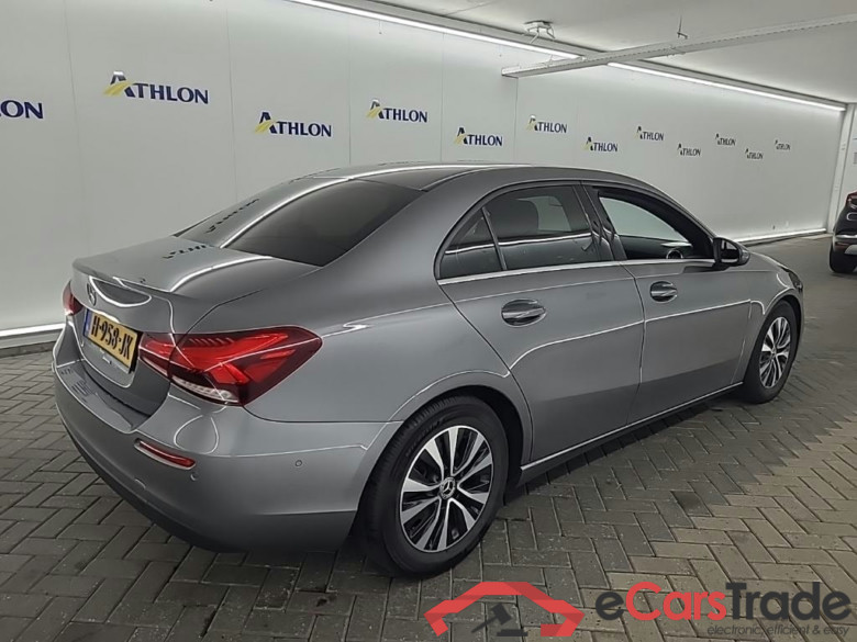 MERCEDES-BENZ A-Klasse Limousine A 180 7G-DCT Business Solution Plus 4D 100kW #3