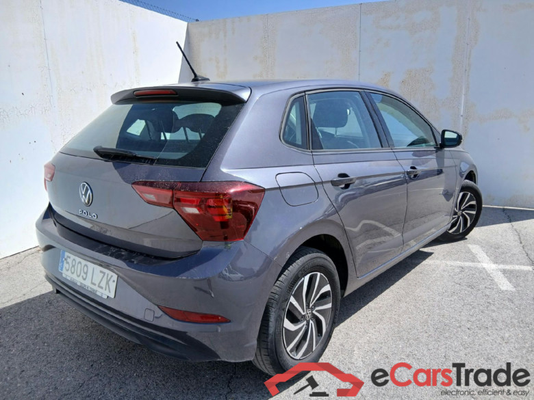 VOLKSWAGEN Polo / 2021 / 5P / berlina con portón Life 1.0 TSI 70kW (95CV) #2