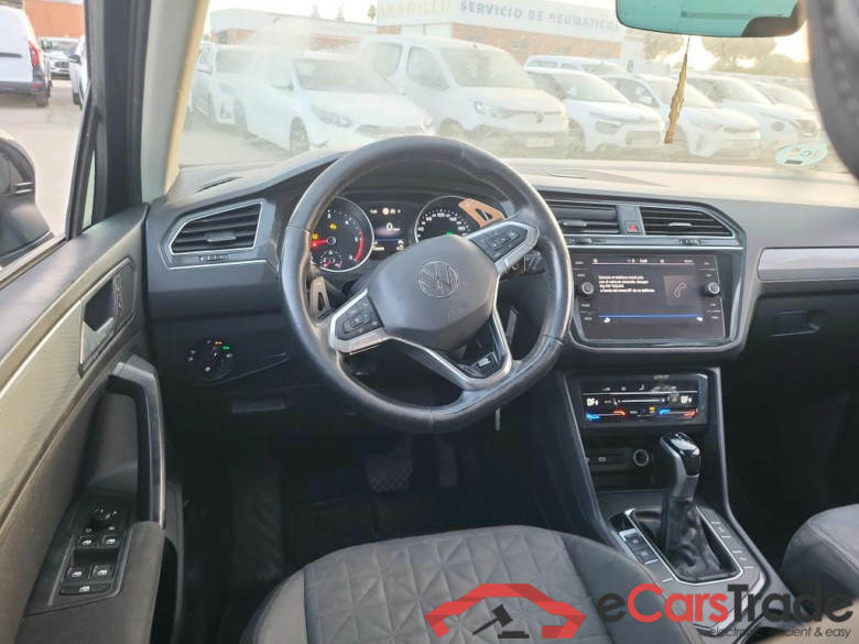 VOLKSWAGEN Tiguan / 2020 / 5P / todoterreno Life 2.0 TDI 110kW (150CV) DSG (AC2) #3
