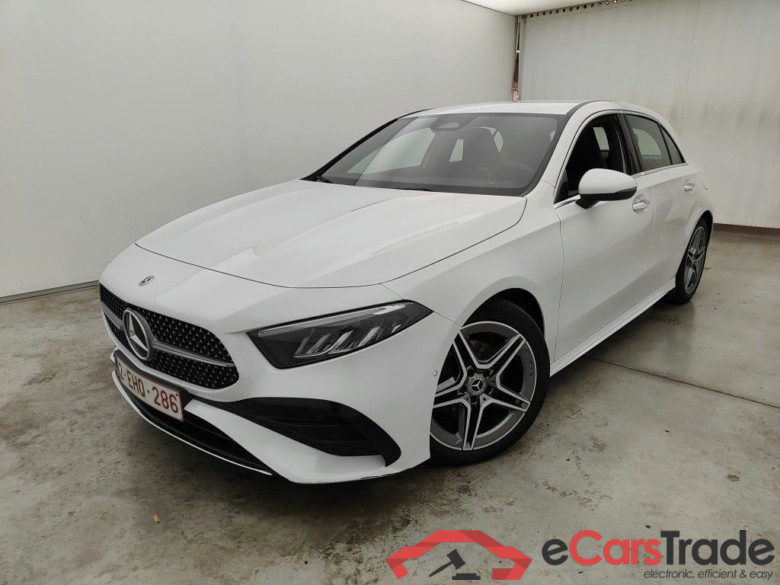 Mercedes-Benz A-Klasse A 200 d AMG Line 5d