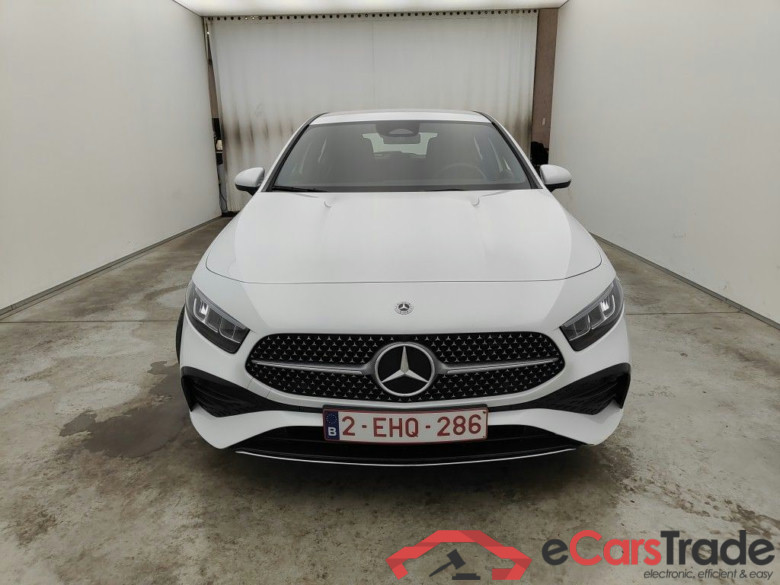 Mercedes-Benz A-Klasse A 200 d AMG Line 5d #5