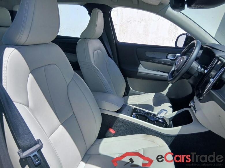 VOLVO XC40 / 2017 / 5P / todoterreno 1.5 T3 Inscription Auto #5