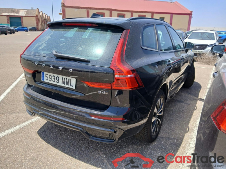 VOLVO XC60 / 2017 / 5P / todoterreno 2.0 B4 D AWD Plus Dark Auto #2