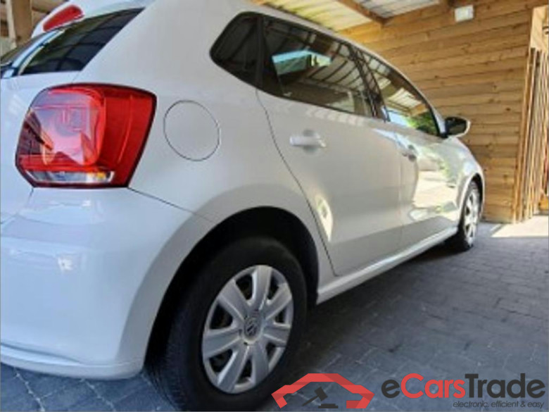 VOLKSWAGEN Polo 1.2i White Edition #5