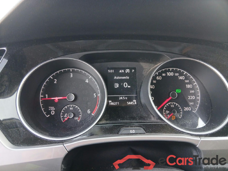 VOLKSWAGEN Touran / 2015 / 5P / monovolumen compacto Business & Navi 1.6 TDI 85kW (115CV) DSG #4