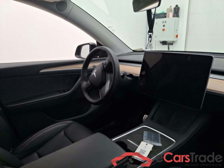 Tesla Model Y Performannce DualMotor AutoP. #3
