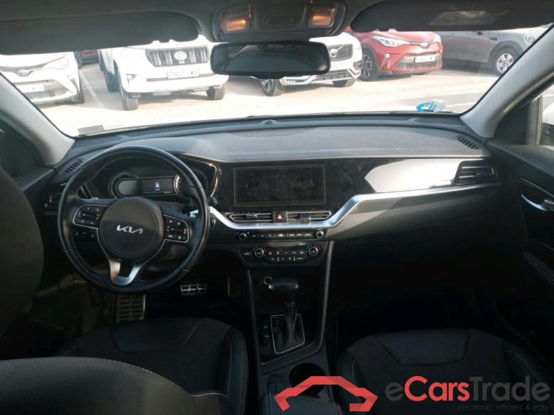 KIA Niro / 2019 / 5P / crossover 1.6 GDi HEV 104kW (141CV) Emotion #3