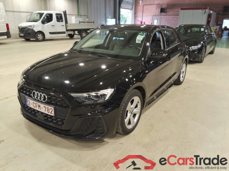AUDI A1 1.0 25 TFSI S TRONIC S LINE BUSINESS ED.