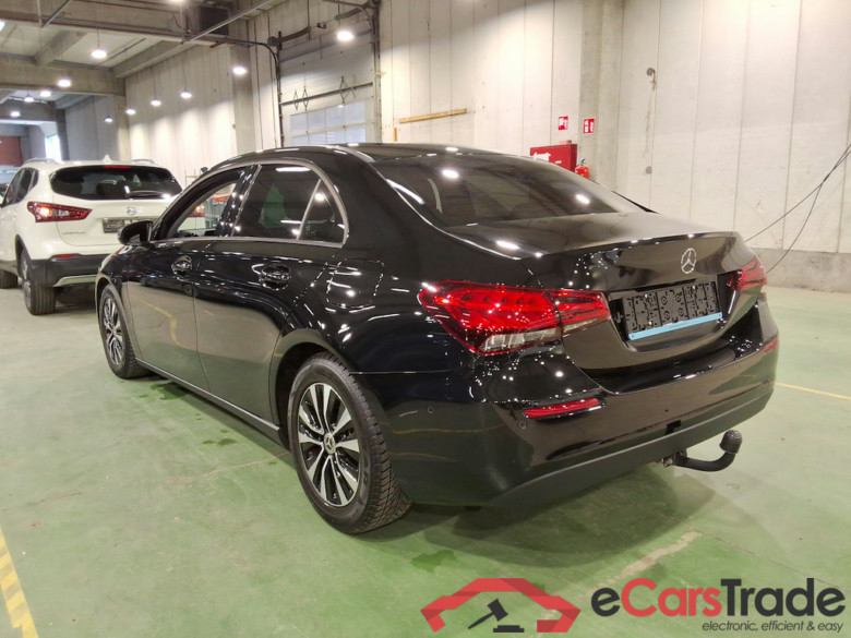 MERCEDES-BENZ A-CLASS 2.0 A 180 D ESSENTIAL LINE DCT #2