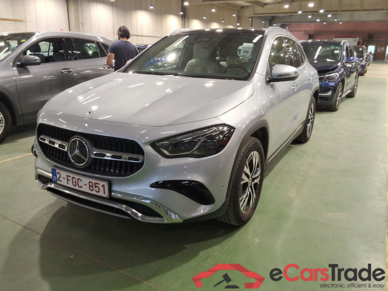 MERCEDES-BENZ GLA 1.3 GLA 250 E DCT BUSINESS SOLUTION