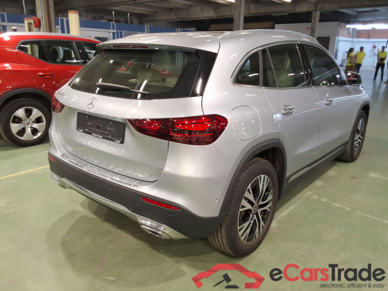 MERCEDES-BENZ GLA 1.3 GLA 250 E DCT BUSINESS SOLUTION #4