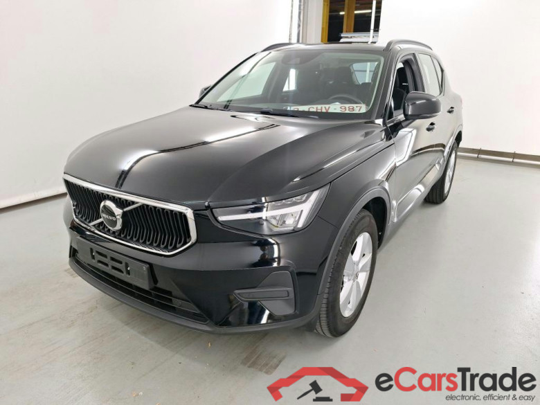 VOLVO XC40 1.5 T2 MOMENTUM CORE #1