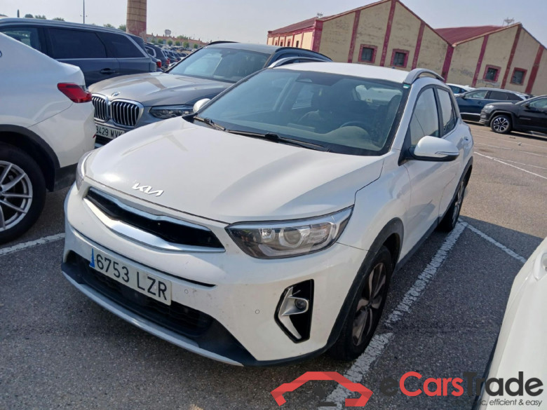 KIA Stonic / 2017 / 5P / todoterreno 1.0 T-GDi 74kW (100CV) MHEV iMT Drive #1
