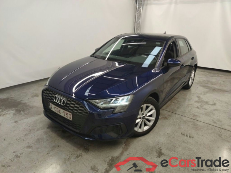 Audi A3 Sportback 2.0 35 TDi 110kW S tronic Attraction B.E 5d