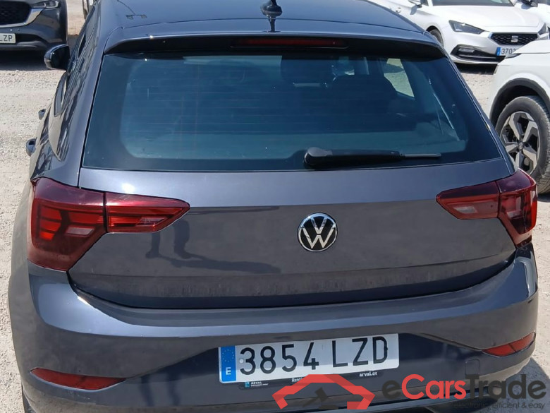 VOLKSWAGEN Polo / 2021 / 5P / berlina con portón Life 1.0 TSI 70kW (95CV) #2