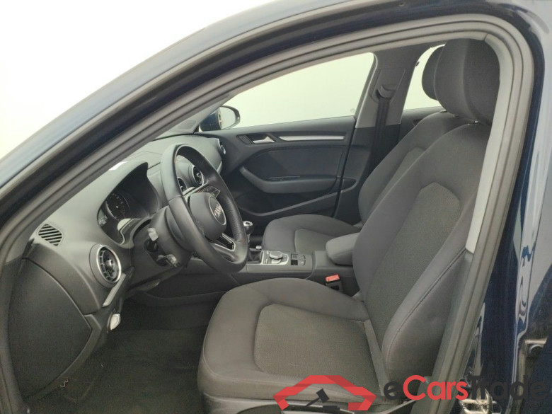 Audi A3 Sportback 1.6 30 TDi 85kW 5d #3