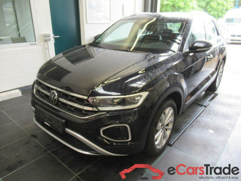 Volkswagen T-Roc (D11)(12.2021->2025) DE - SUV5 1.5 TSI EU6d, Style, (Facelift) 2022 - 2024
