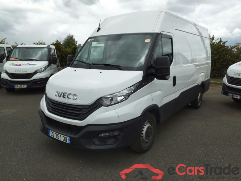 IVECO 35S IVECO 35S  14V 3,5T 136CV 3520L Q-LEAF 4X2