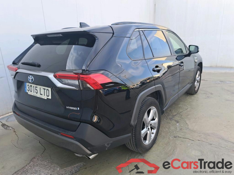TOYOTA Rav4 / 2018 / 5P / todoterreno 2.5l 220H Advance #2