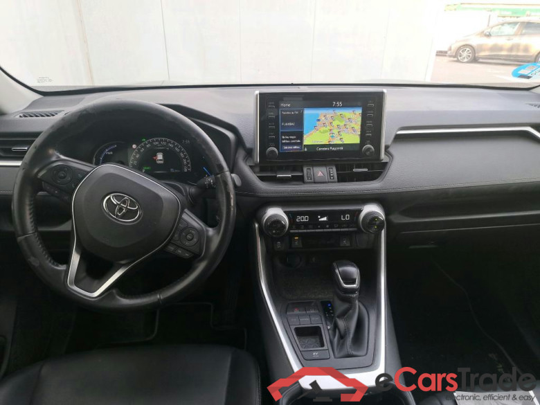 TOYOTA Rav4 / 2018 / 5P / todoterreno 2.5l 220H Advance #3