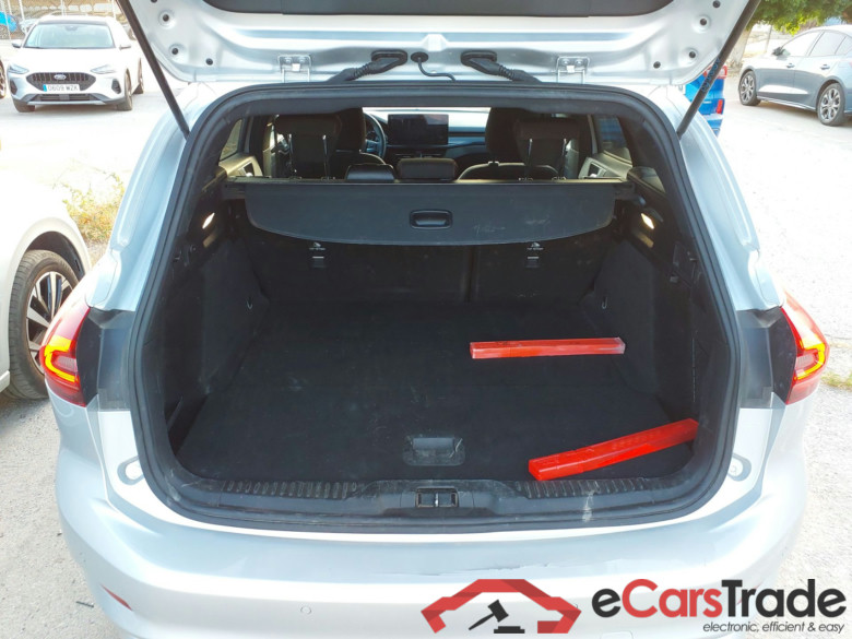 FORD Focus SPORTBREAK 1.0 Ecoboost MHEV 114KW (155CV) Automát ST Line(Winterpack) #6